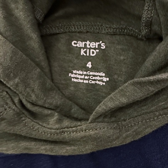 OshKosh B’gosh | Long Sleeve Hooded Tees (4T) - Picture 4 of 9